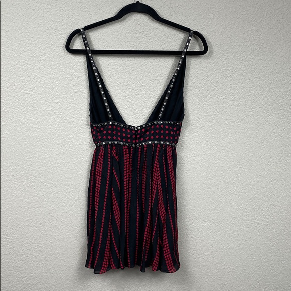 NWT Saint Laurent Paris Deep V Skater Mini Dress Star Print Red Black Sz 34 - Picture 5 of 15